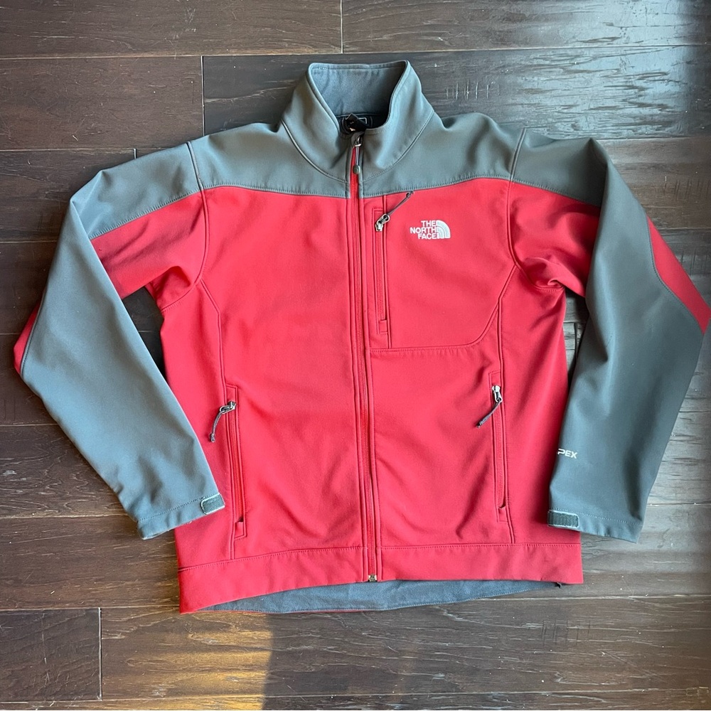 The North Face Men's Size Medium Red and Gray Apex Softshell Jacket